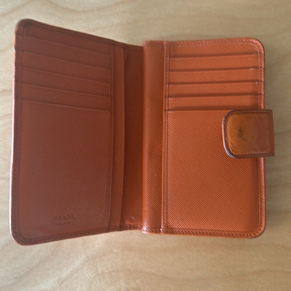 Prada orange leather wallet: authentic and functional, with box! - Picture 3 of 4